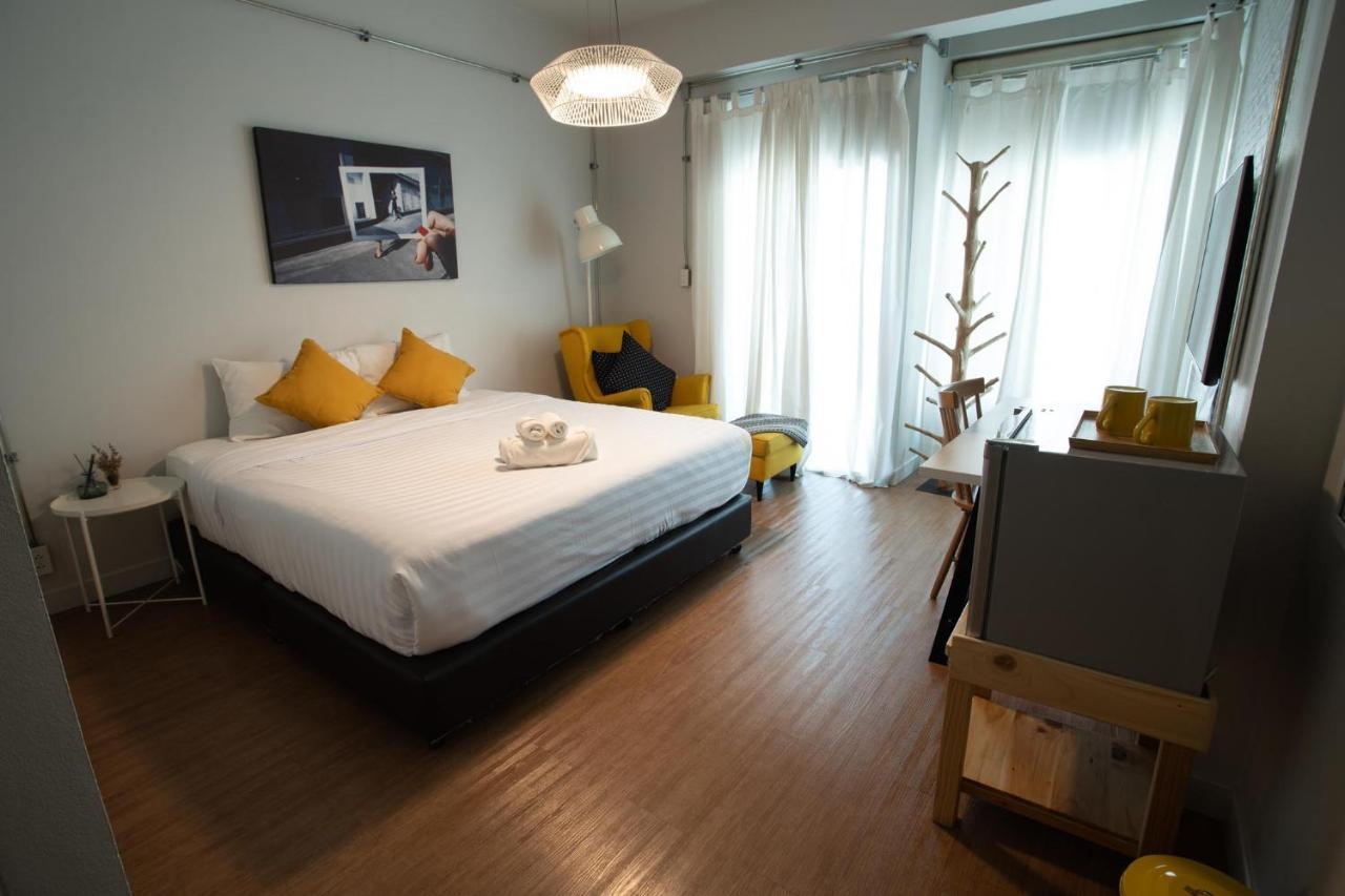 Fashen Poshtel Bed and Breakfast Chiang Mai Exteriör bild