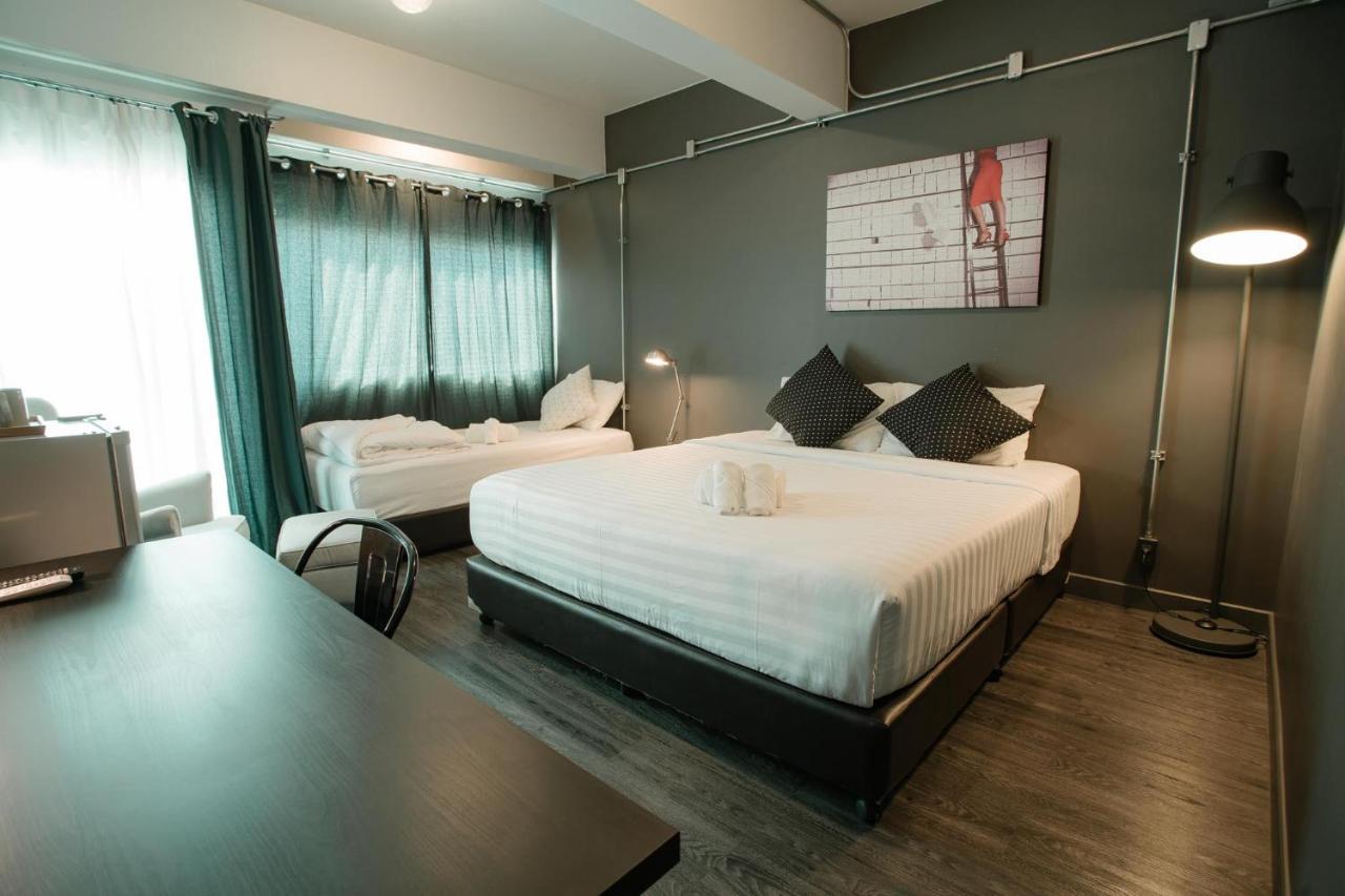 Fashen Poshtel Bed and Breakfast Chiang Mai Exteriör bild