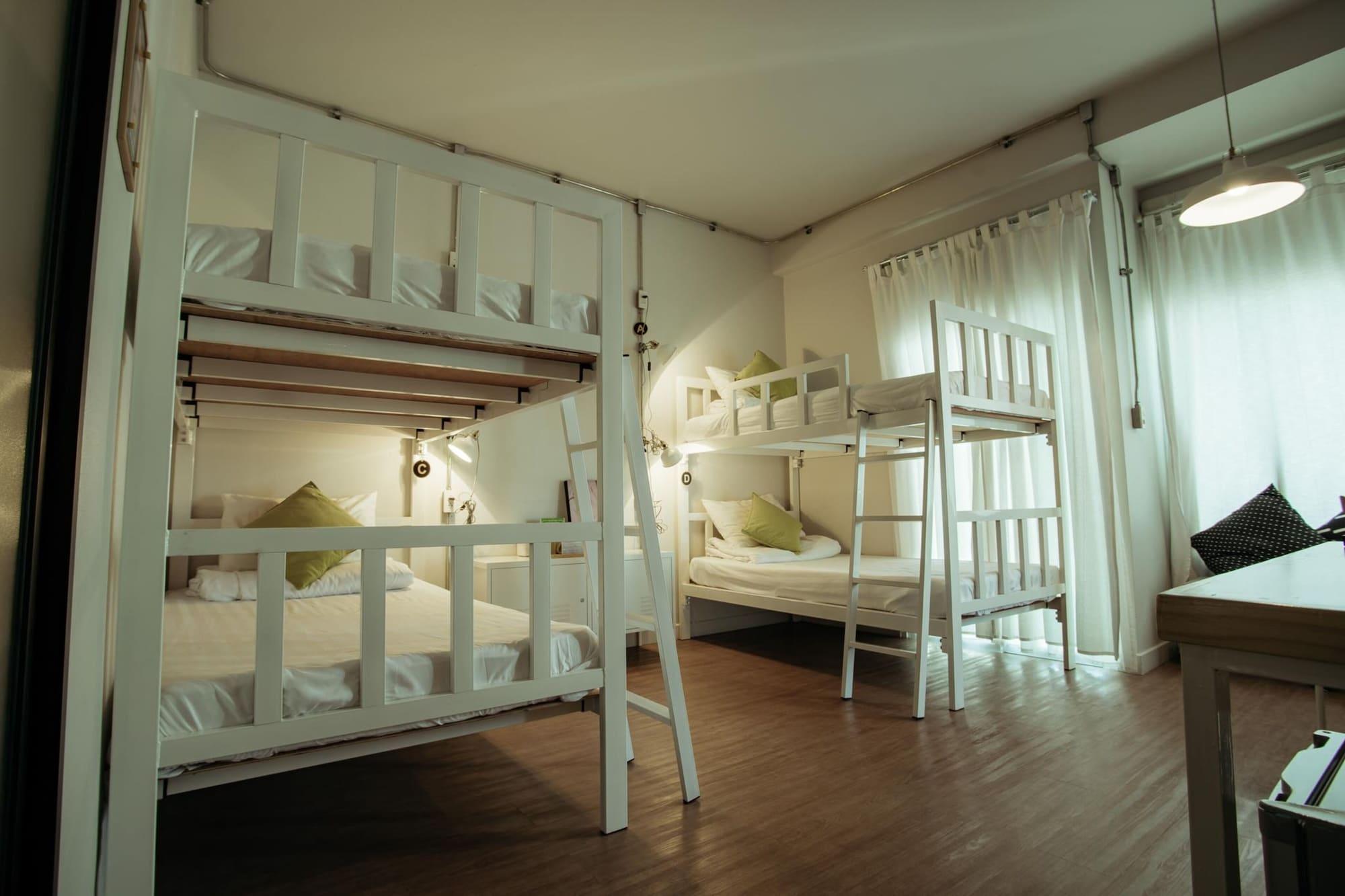 Fashen Poshtel Bed and Breakfast Chiang Mai Exteriör bild